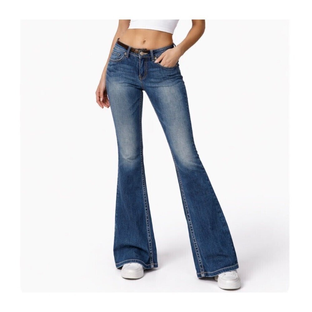 Silver Jeans Suki bootcut thick stitch excellent condition SZ 28" X 32"